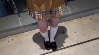 大学女孩口交并被操